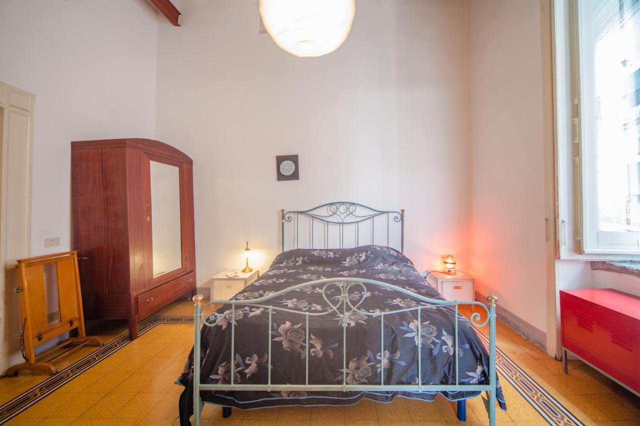 B&B Stella 10 Наполи Екстериор снимка