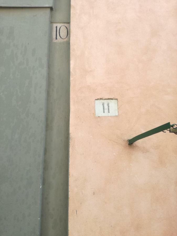 B&B Stella 10 Наполи Екстериор снимка
